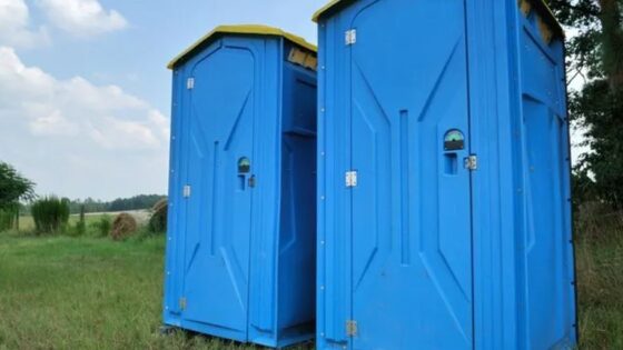 porta potty blue liquid