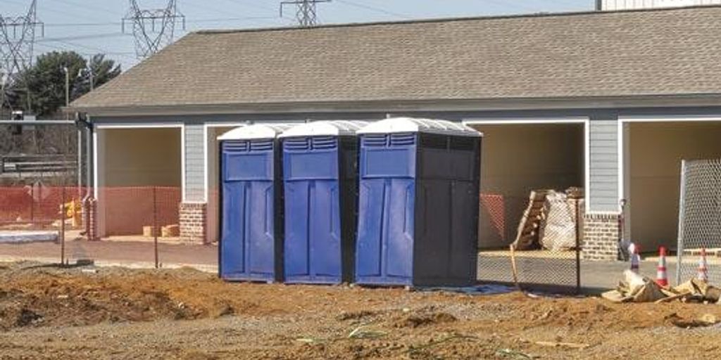 porta potty cleaner